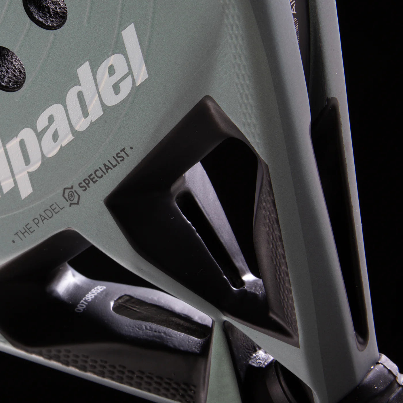 BULLPADEL RACKET HACK 04 26